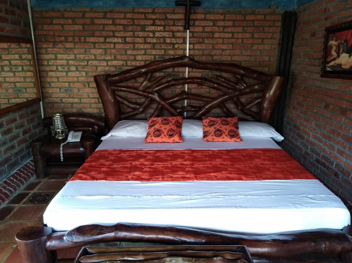 Hotel Hacienda Casa Blanca Ла-Уньон Экстерьер фото